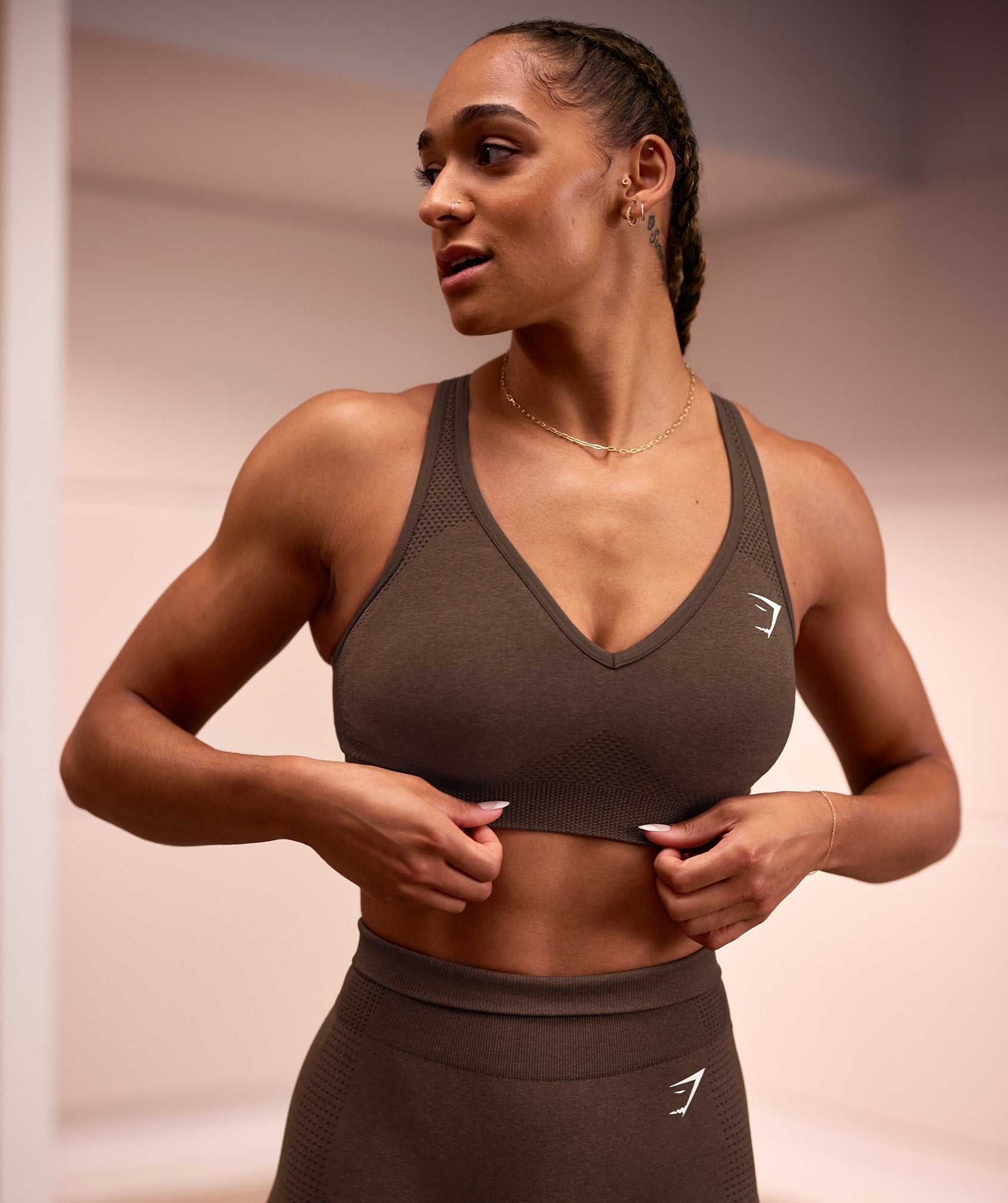 Beige Gymshark Vital Seamless 2.0 V Neck Women's Sports Bra | HRVLSP396