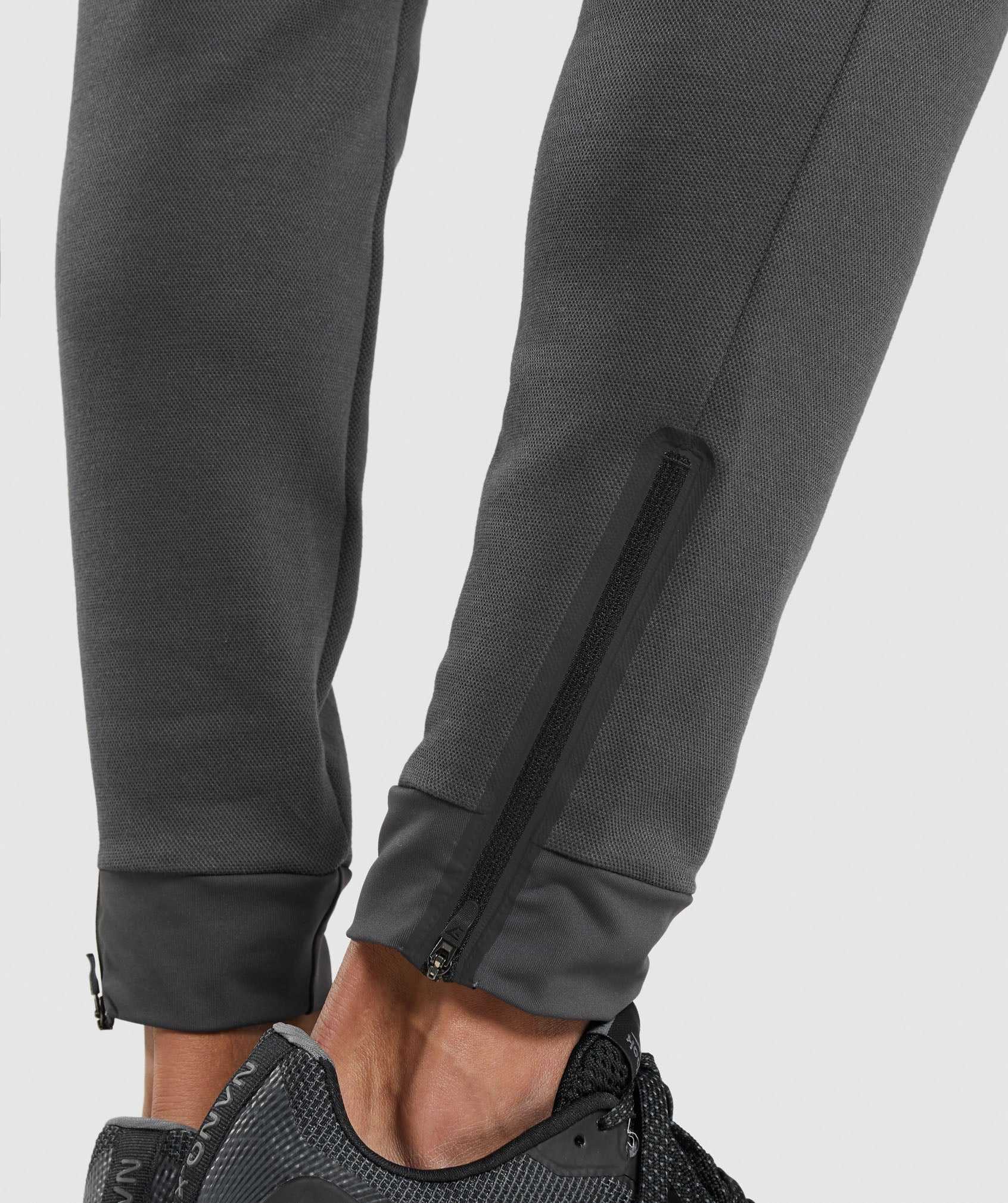 Black Grey Gymshark Apex Technical Men's Jogger | FSERCV091