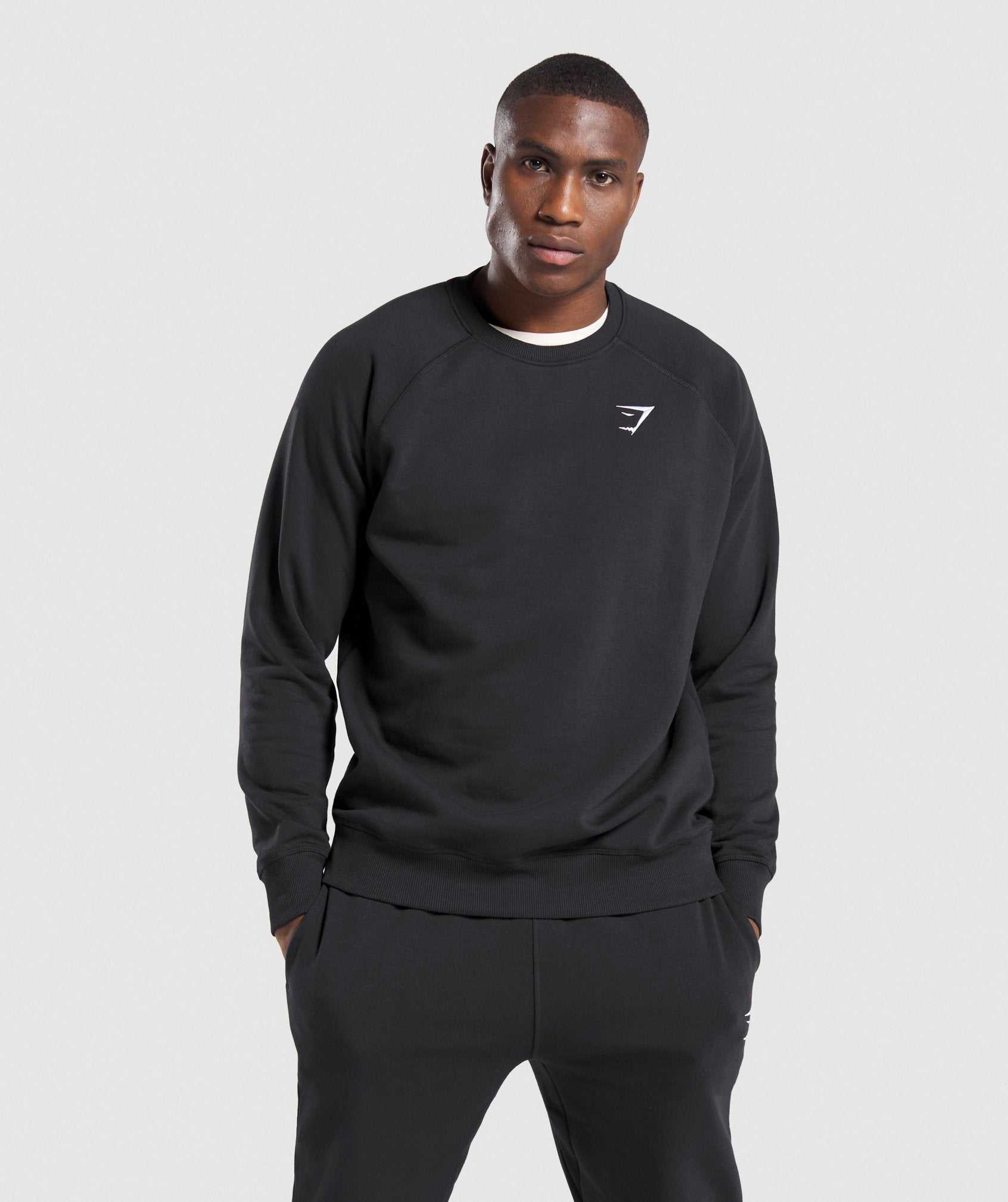 Black Gymshark Crest Sweatshirt Men\'s Pullover | NKRQLC405