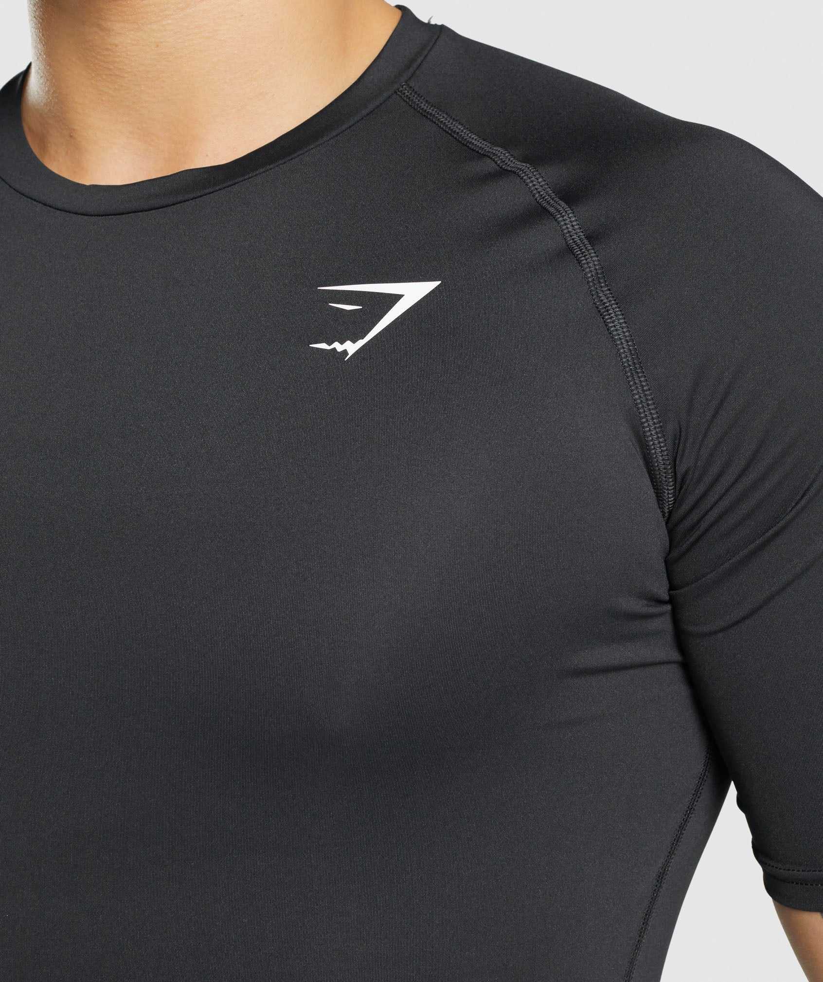 Black Gymshark Element Baselayer Men's T Shirts | VNBHWY087