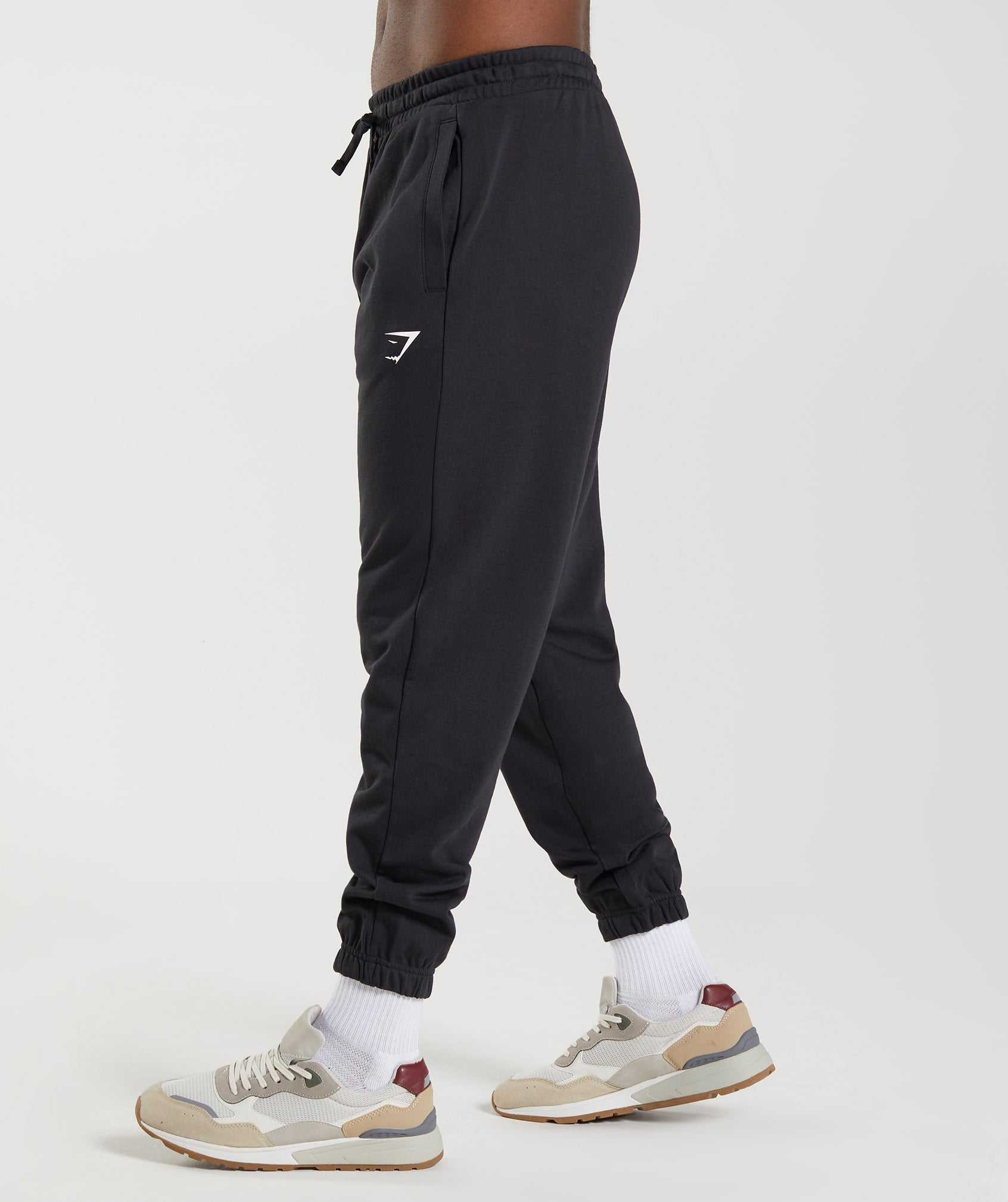 Black Gymshark Essential Oversized Men's Jogger | BGAXOD501