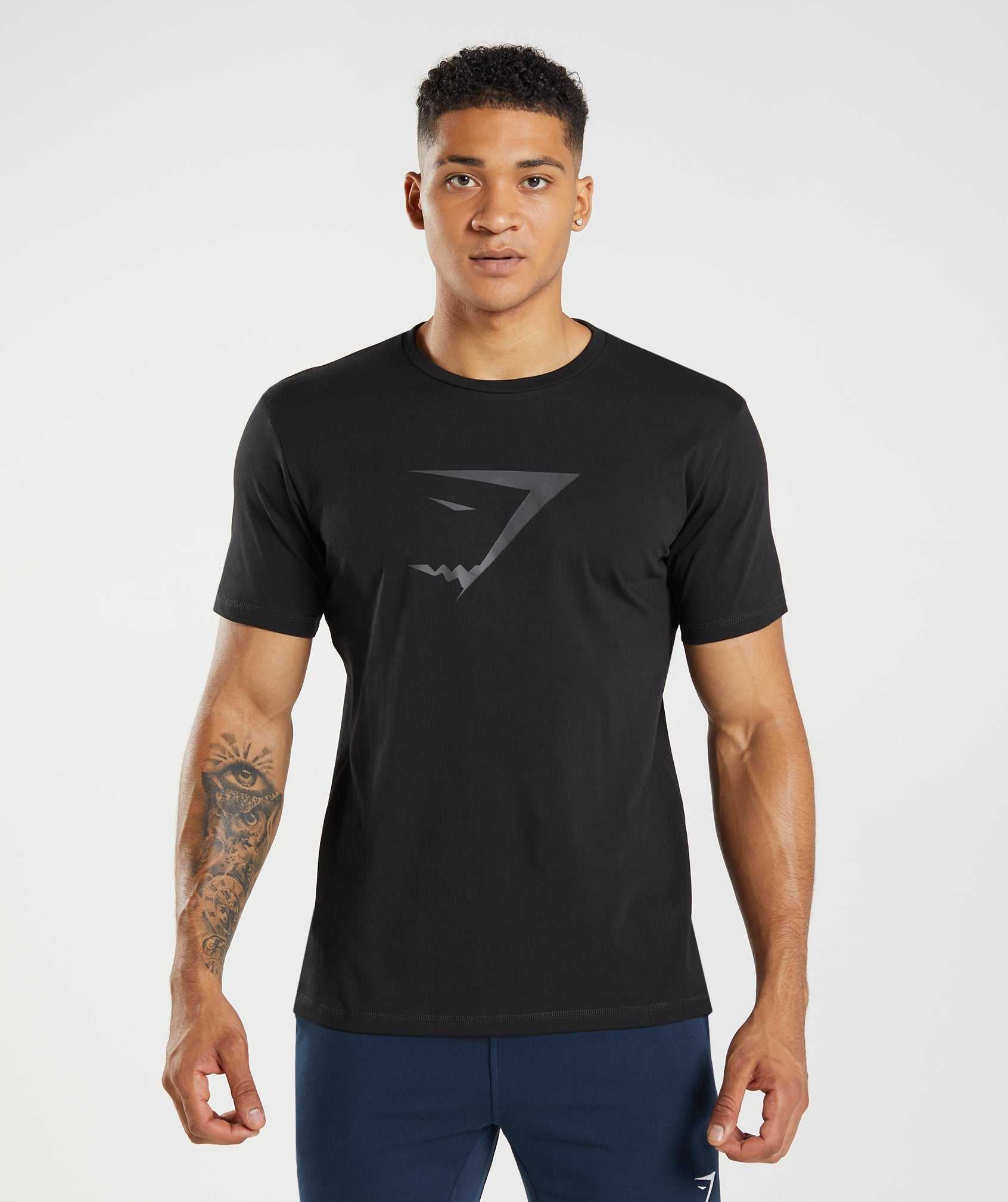 Black Gymshark Sharkhead Infill Men\'s T Shirts | CAVMRK167