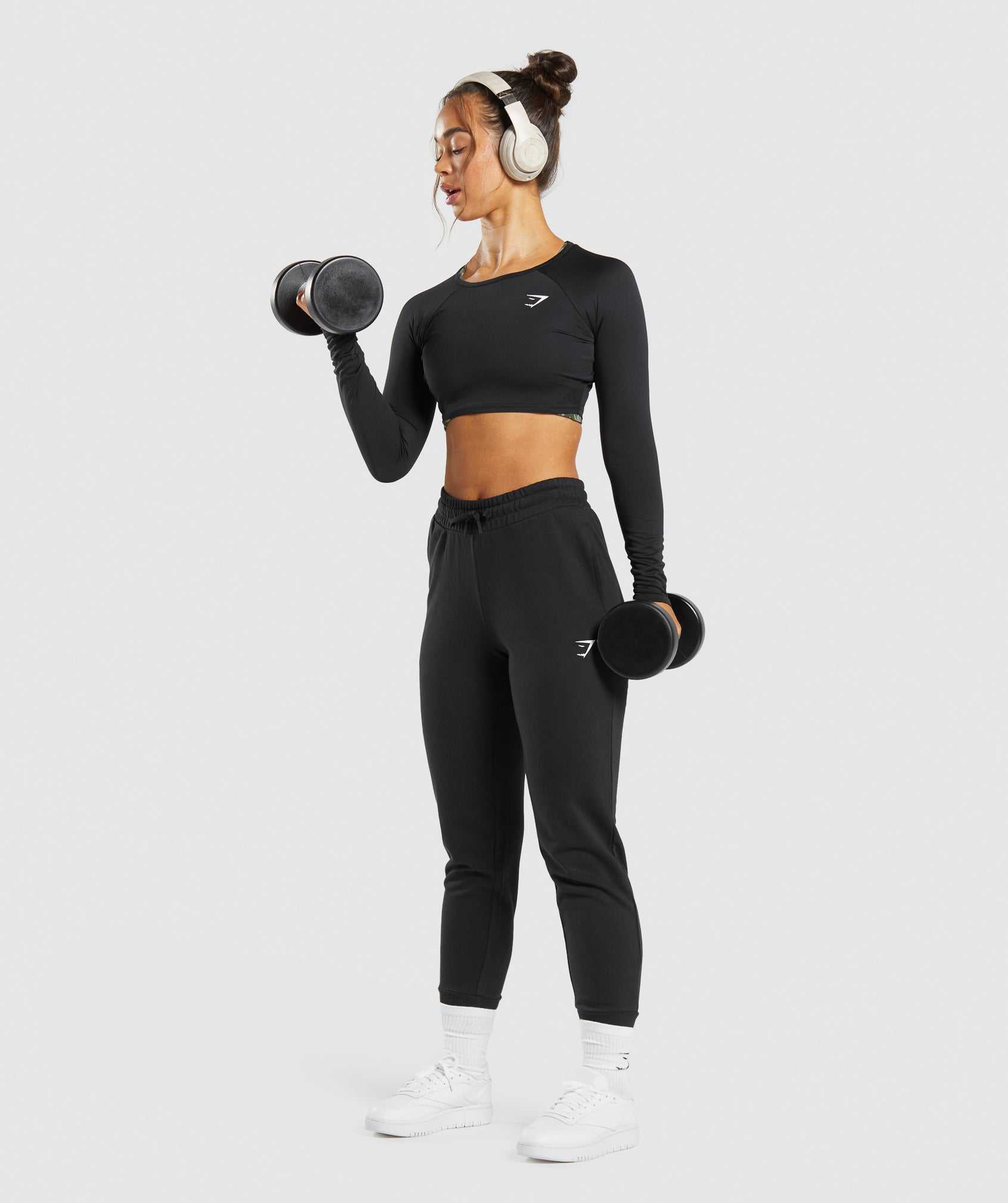 Black Gymshark Training Long Sleeve Crop Women's Tops | KXQMGU032