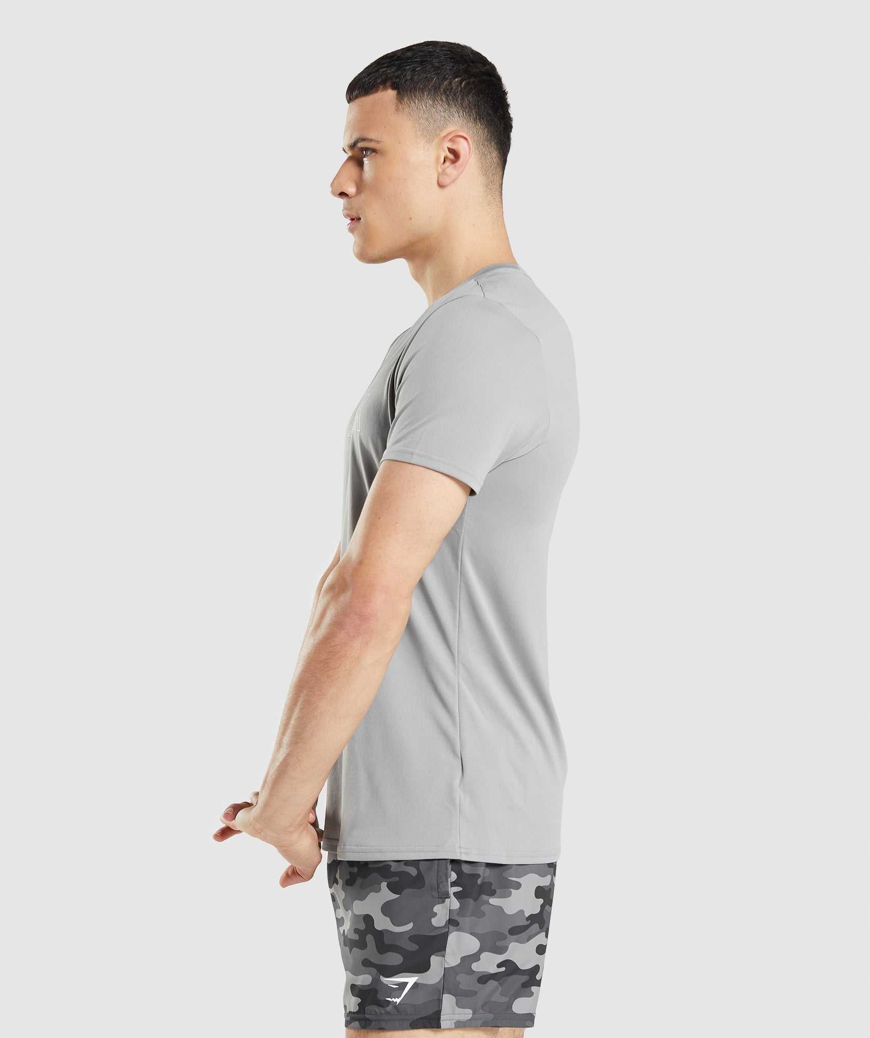 Grey Gymshark Arrival Graphic Men's T Shirts | WYUQVF436