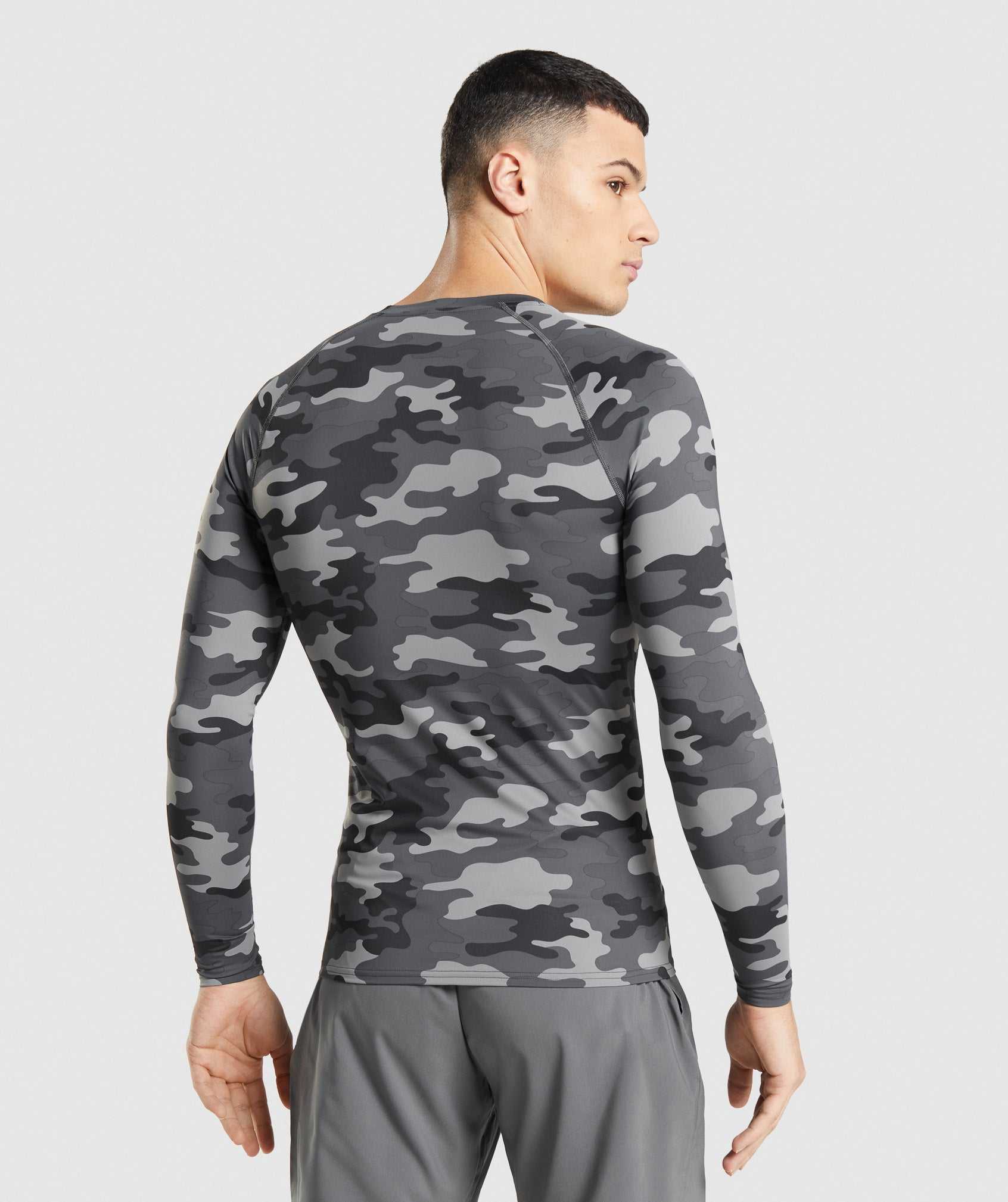 Grey Gymshark Element Baselayer Long Sleeve Men's T Shirts | XNUTEM604