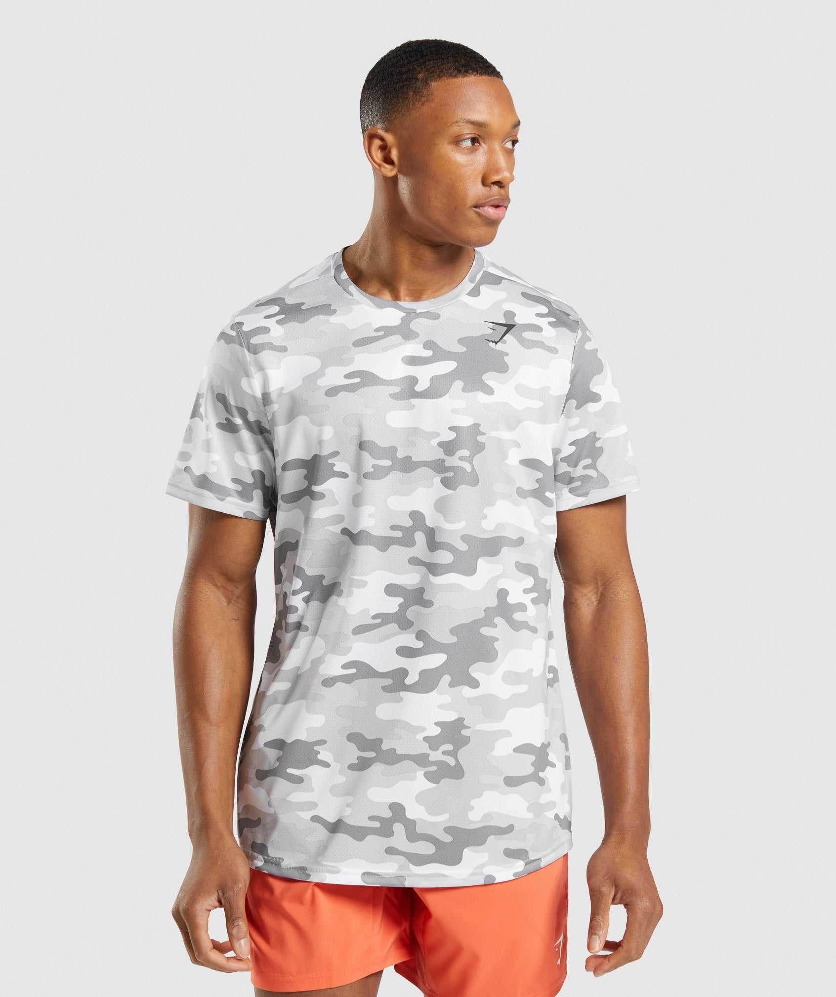 Light Grey Gymshark Arrival Men\'s T Shirts | JHPXGU209