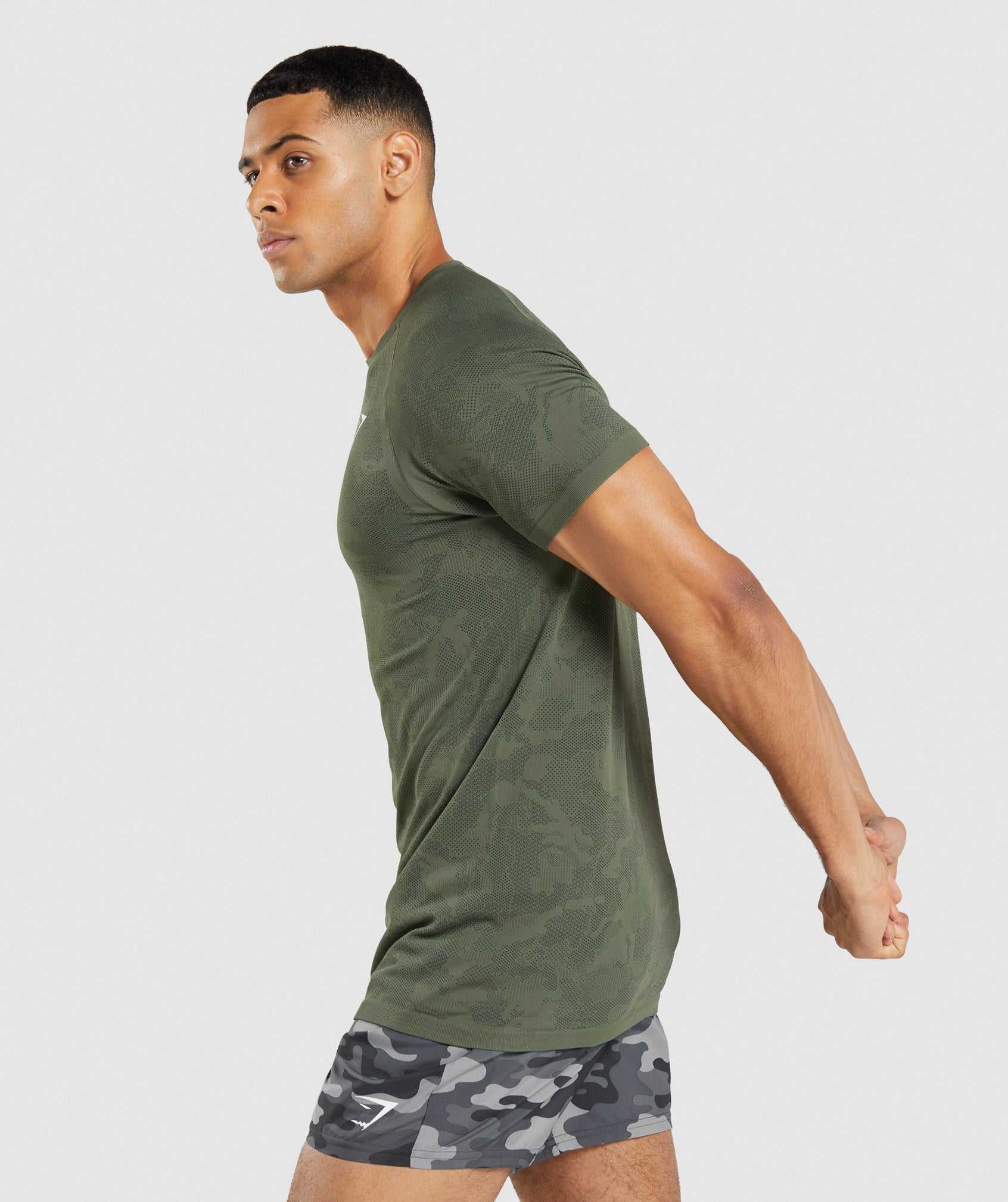 Olive / Black Gymshark Geo Seamless Men's T Shirts | XSWYAC059