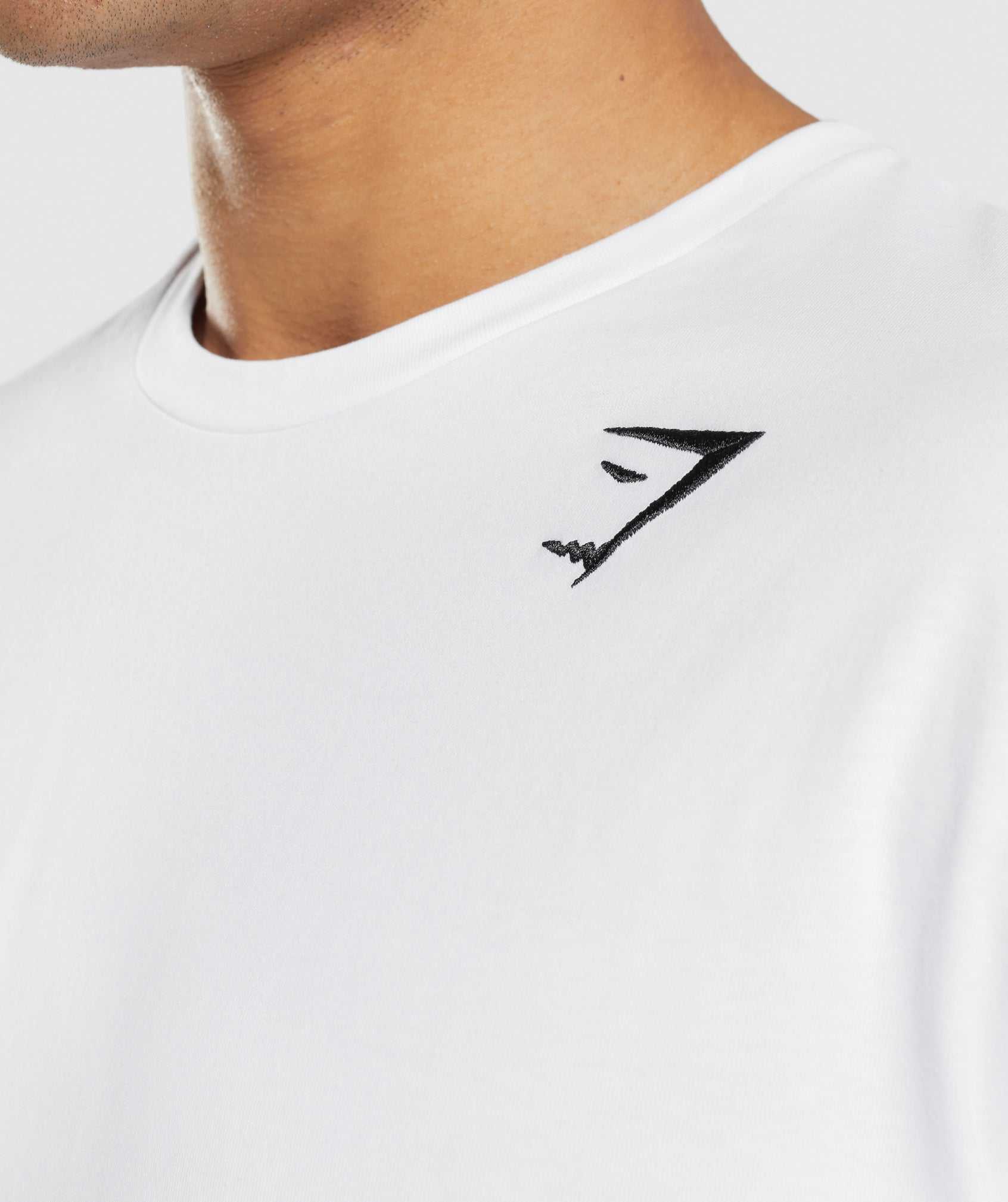 White Gymshark Crest Long Sleeve Men's T Shirts | DRNMOE940