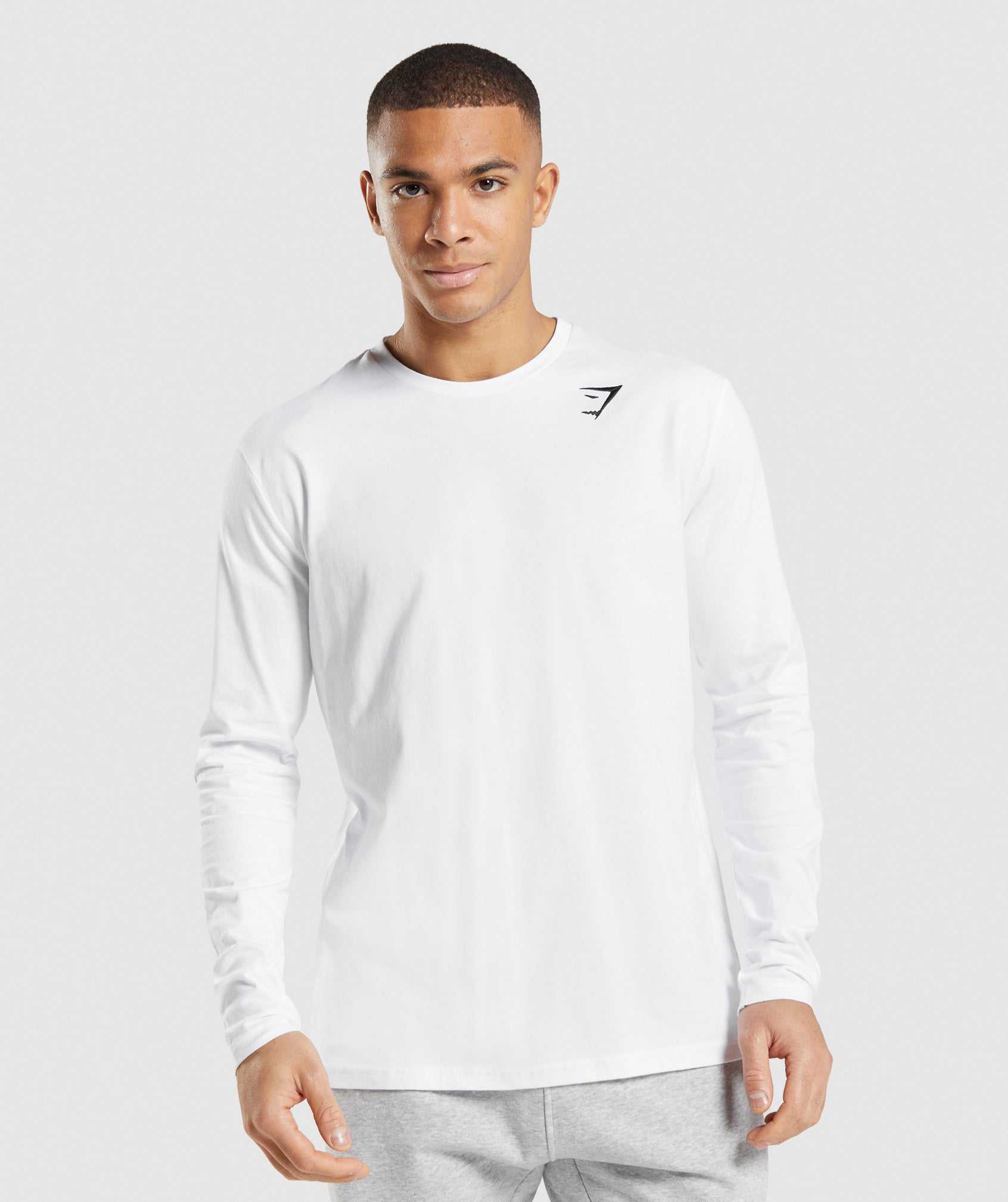 White Gymshark Crest Long Sleeve Men\'s T Shirts | DRNMOE940