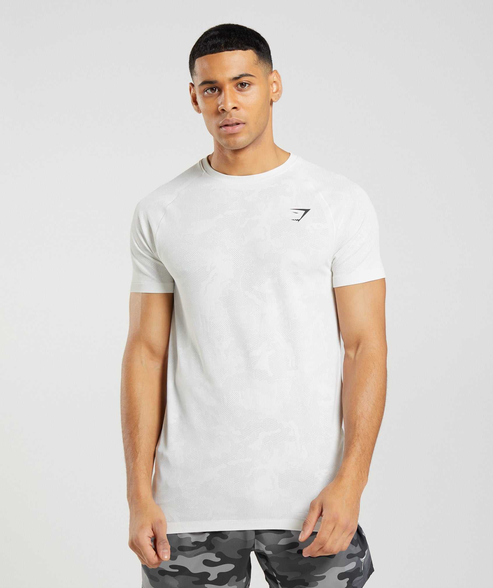 White / Light Grey Gymshark Geo Seamless Men\'s T Shirts | BPQSXF493